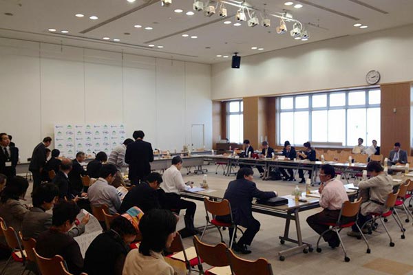 経済産業省・中小企業庁「日本の未来　応援会議 ～小さな企業が日本を変える」